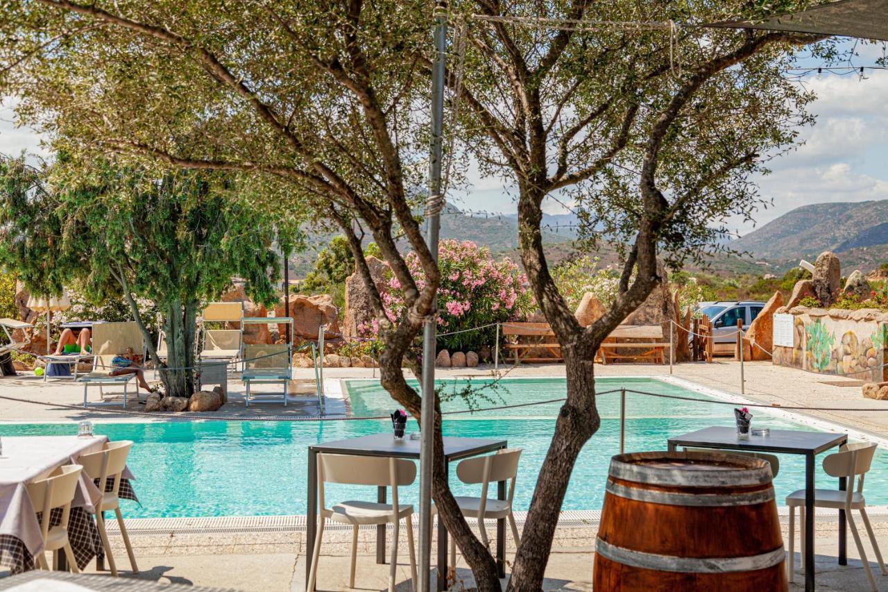 Residence Hotel Lu Nibareddu San Teodoro  Exterior photo